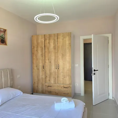 Apartment In 094 *