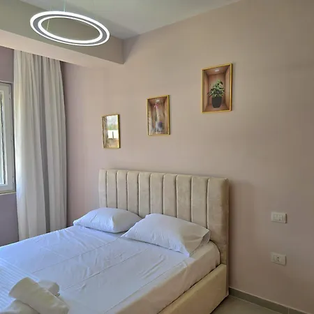 Apartment In 094